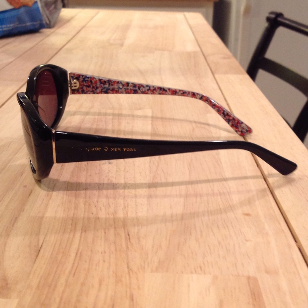 Kate Spade New York Sunglasses😎
